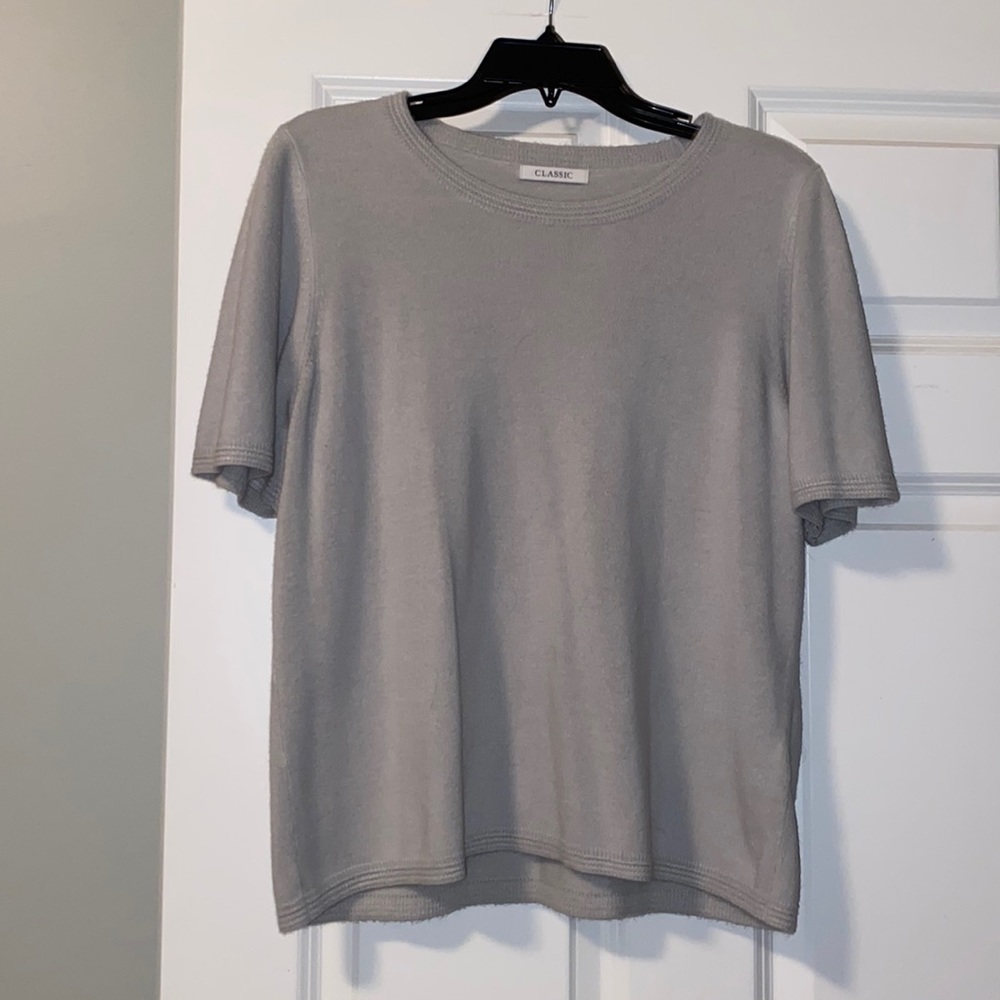 Classic short sleeve sweater